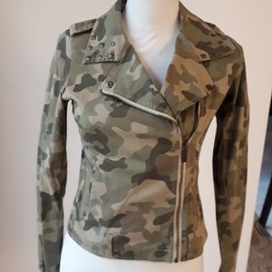 Girls camouflage jacket